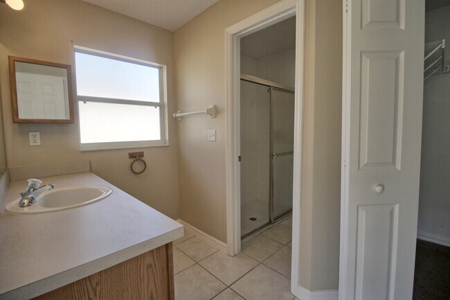 Building Photo - 13118 Pinyon Dr