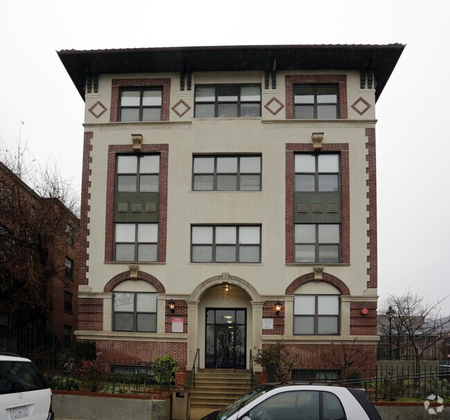 Building Photo - Sunflower House