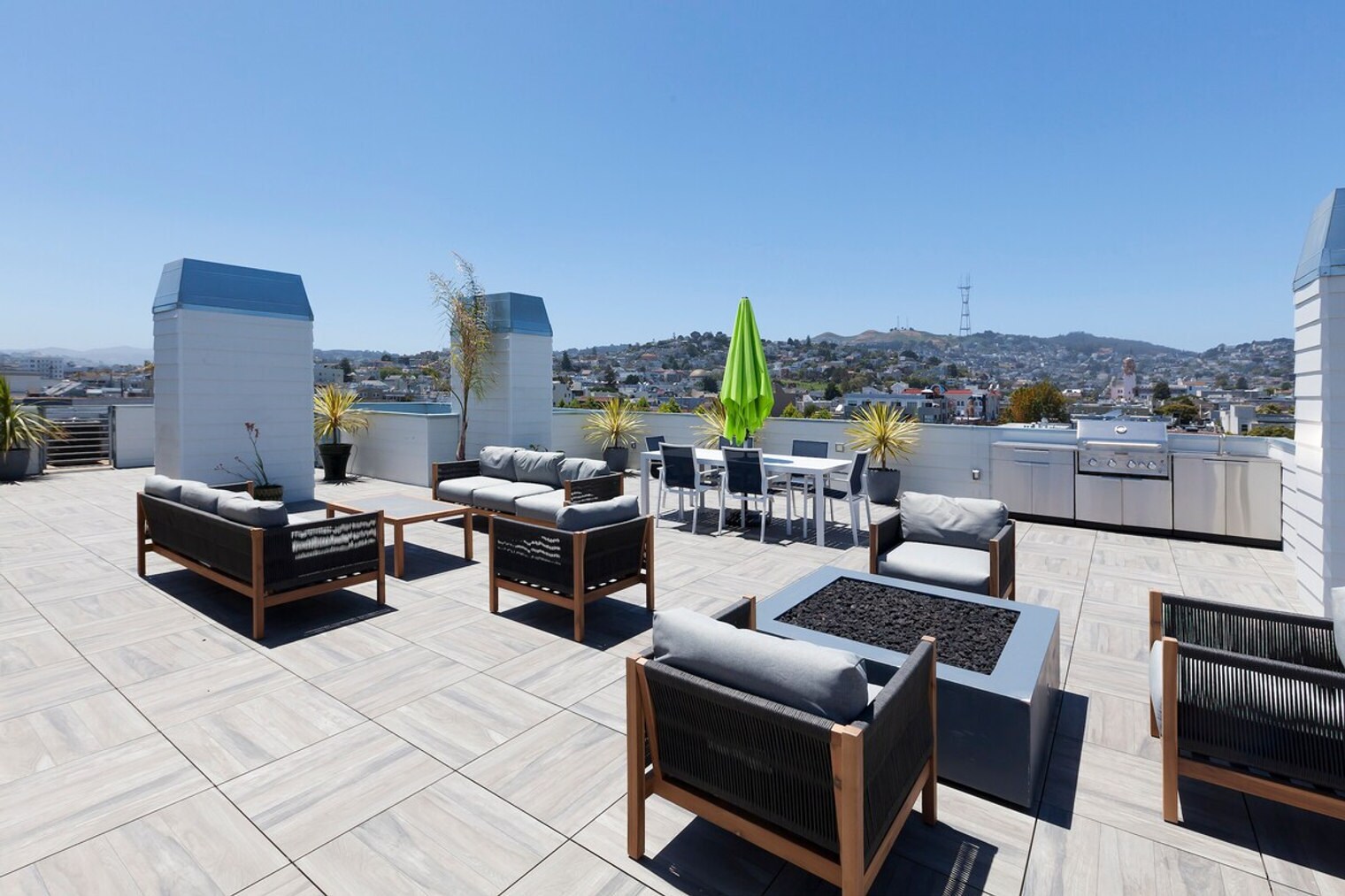 Building Photo - 134B Lexington St