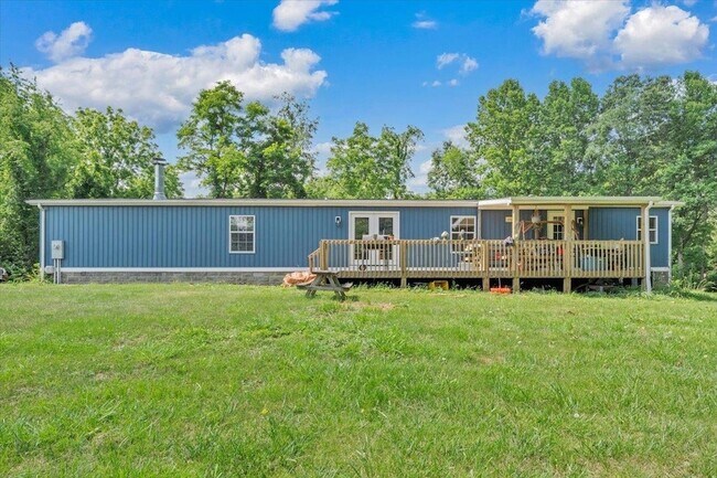 Building Photo - 3202 Mathews Ln