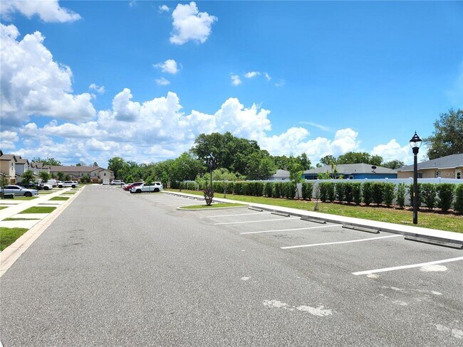 Building Photo - 1679 Wynford Cir