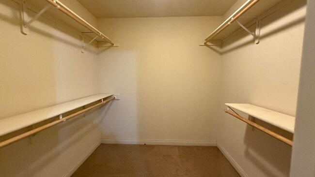 Building Photo - 5109 Lake Trout Ct