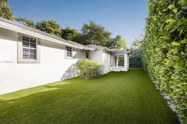 Building Photo - 3564 William Ave