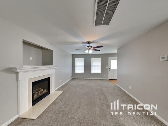Building Photo - 106 Newport Dr
