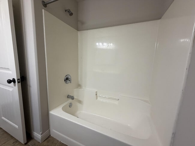 Building Photo - 2007 Cecil St