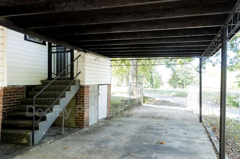 Building Photo - 2607 Andrews St