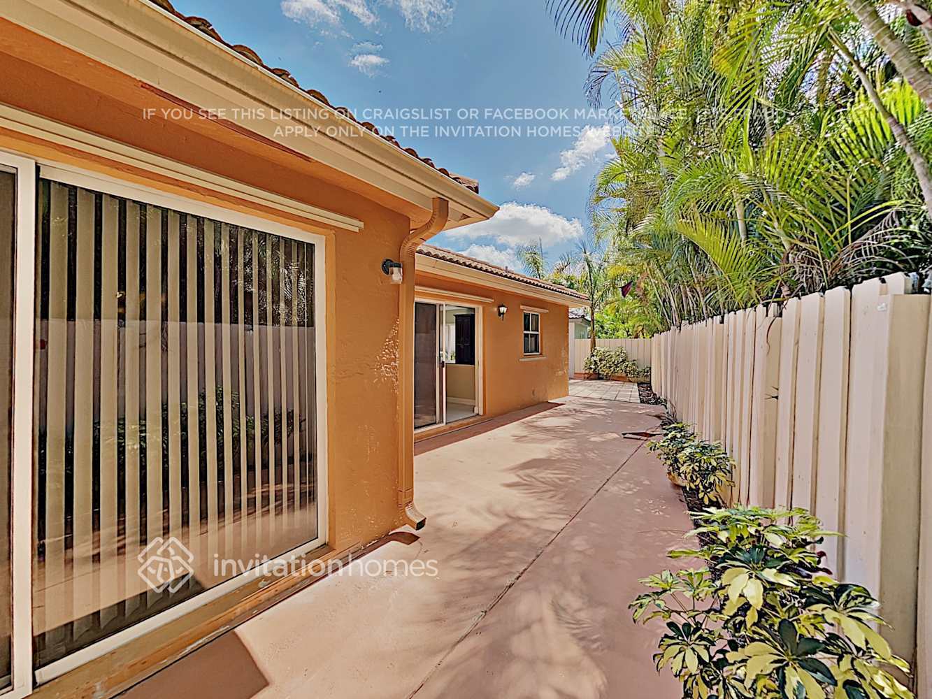 Building Photo - 13272 NW 10th Terrace