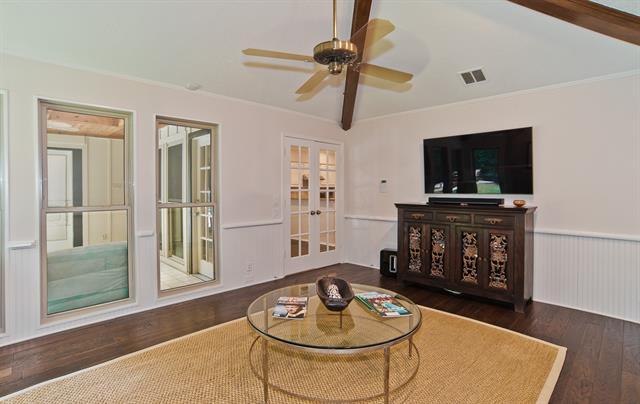 Building Photo - 15520 Bay Point Dr