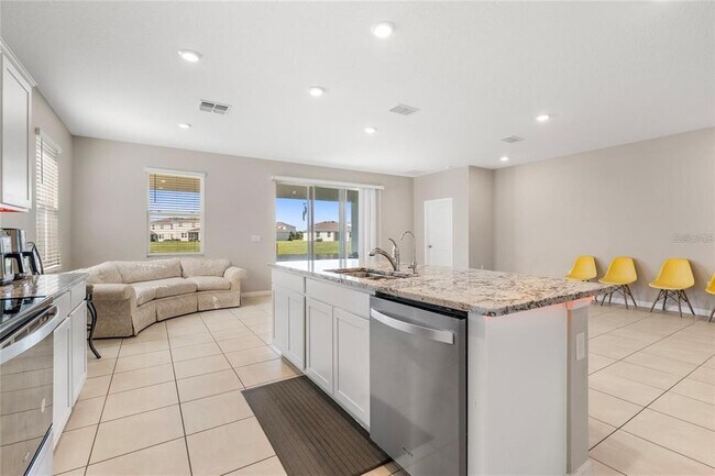 Building Photo - 3914 Lively Coral Pl