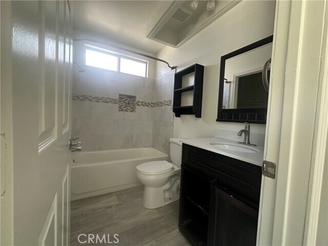 Building Photo - 17175 Micallef St