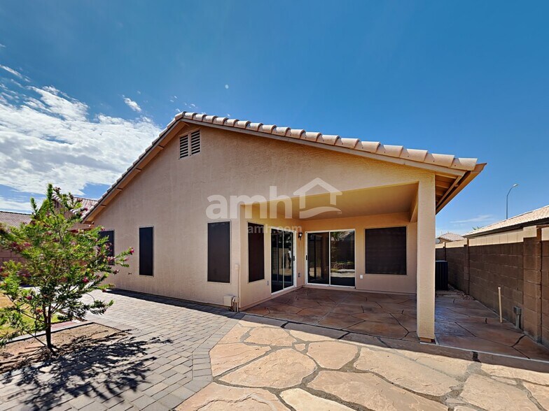 Building Photo - 9810 E Kiva Ave