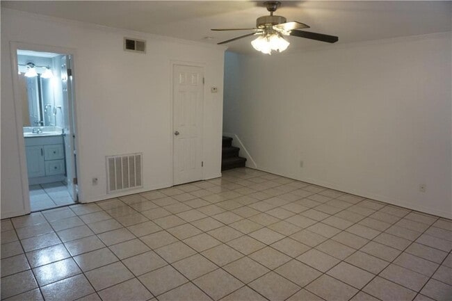 Building Photo - 1448 Carrollton Ave