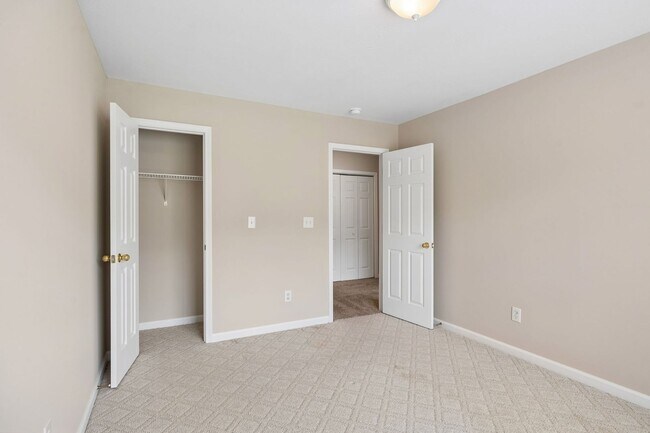 Building Photo - 3BR/2BA + Bonus room, home in Thompsons Station, TN
