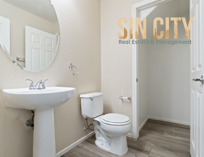 Building Photo - Beautiful 3-Bedroom, 2.5-Bath Two-Story Home in North Las Vegas