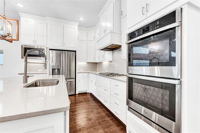 Building Photo - 8008 Zeppos Dr.