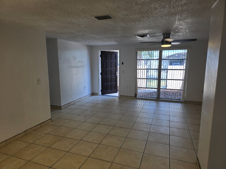 Building Photo - 6900 Amarillo St