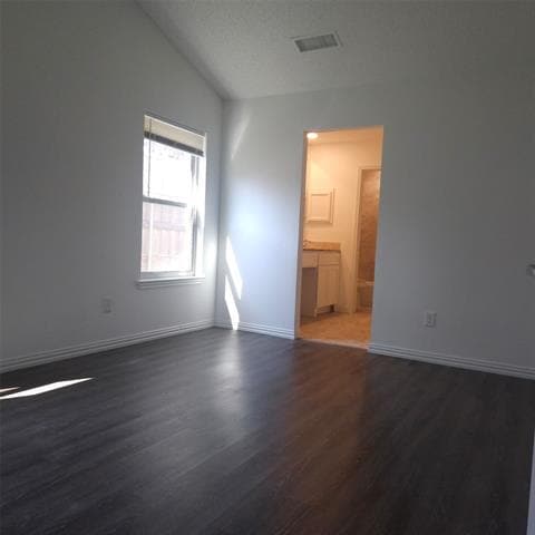 Building Photo - 1528 Vera Cruz Dr