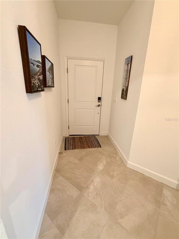 Building Photo - 8057 Shr Lk Dr