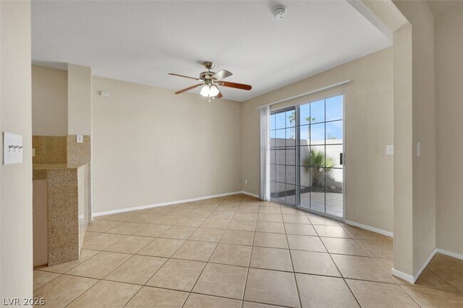 Building Photo - 2600 Pebblegold Ave