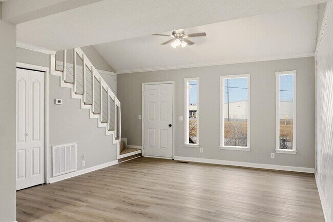 Building Photo - 90 Park St