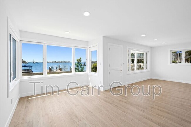 Building Photo - 112 S. Bayfront