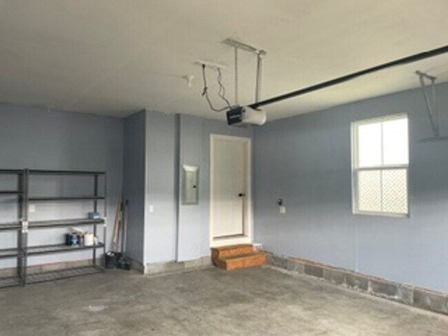 Building Photo - 2716 Thornton Grove Blvd