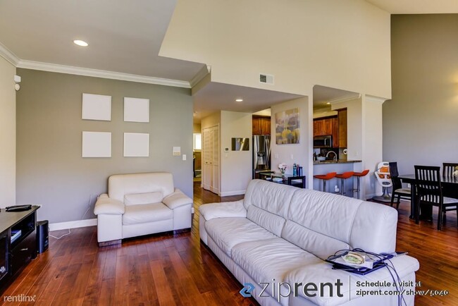 Building Photo - 3 br, 2 bath Condo - 32 Megan Dr, San Fran...