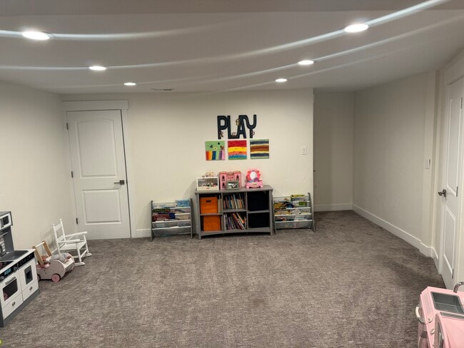 Building Photo - 9538 Kilmuir Cir