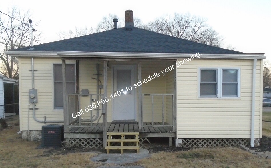 Back Porch - 2015 N 3rd St