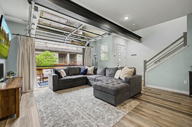 Building Photo - 6363 Nelson St
