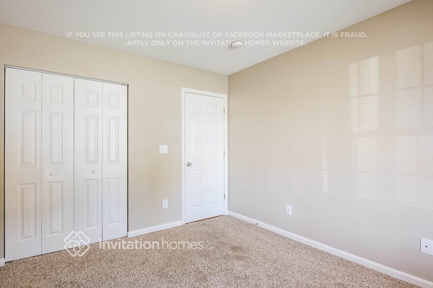 Building Photo - 329 Tanner Ct