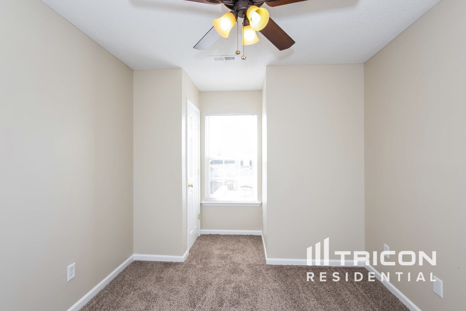 Building Photo - 457 Cape Jasmine Way