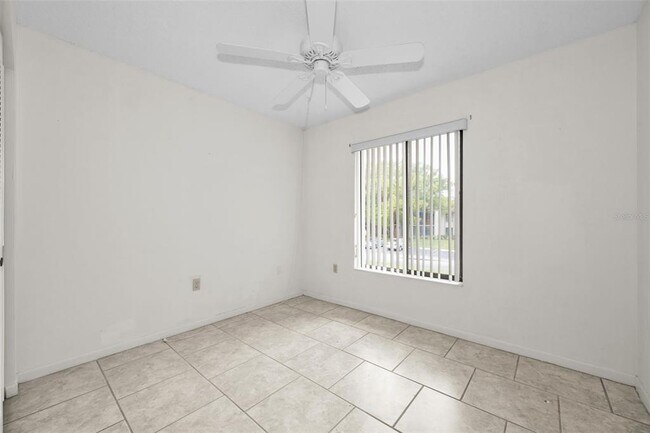 Building Photo - 2687 Pine Ridge Way S