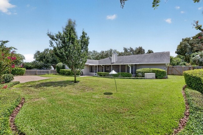 Building Photo - 8825 Butternut Blvd