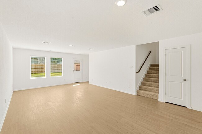 Building Photo - 6034 Ash Willow Ct