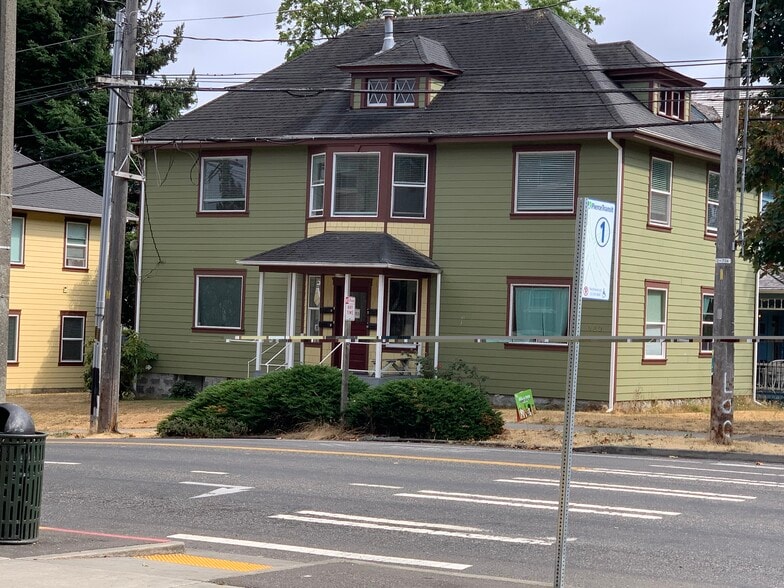 View of secured 4-plex from Wright's Park - 620 6th Ave