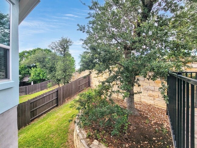 Building Photo - 601 C-Bar Ranch Trl