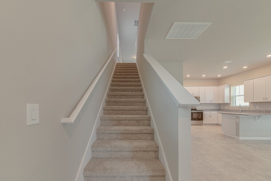 Building Photo - 524 Venetian Palms Blvd