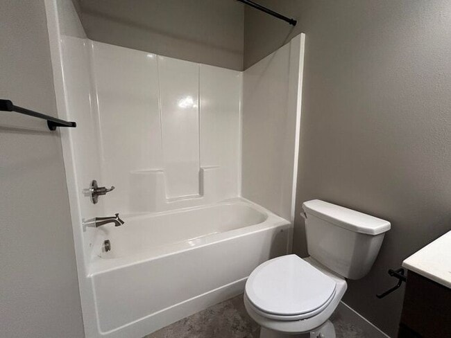Building Photo - $2,650 | 4 Bedroom, 3.5 Bathroom House | C...