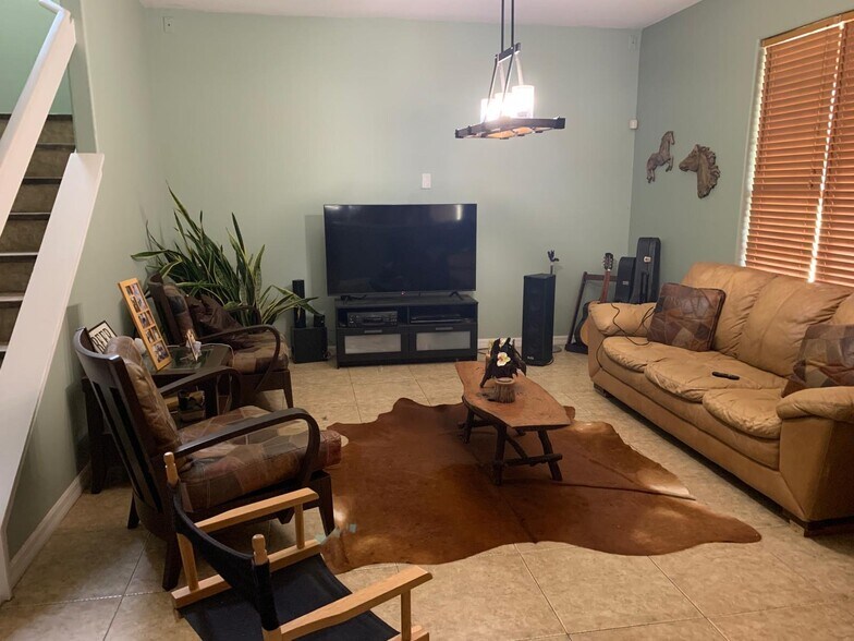 Building Photo - 2821 Eagle Claw Ct