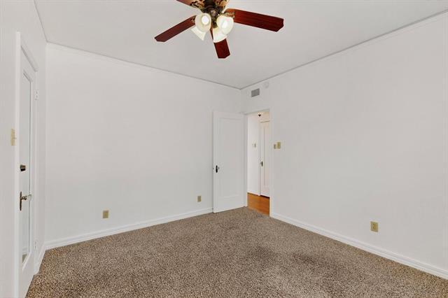 Building Photo - 4140 Normandy Ave