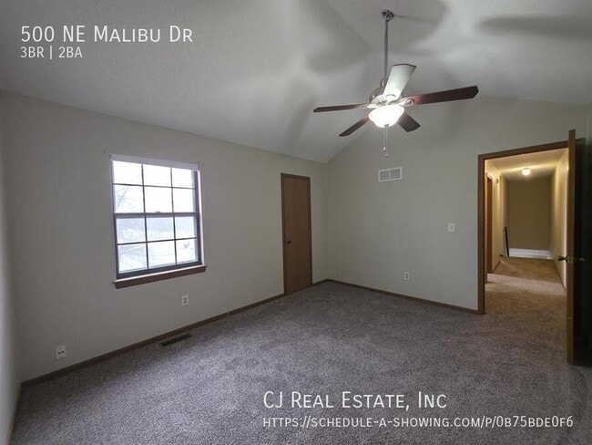 Building Photo - 500 NE Malibu Dr