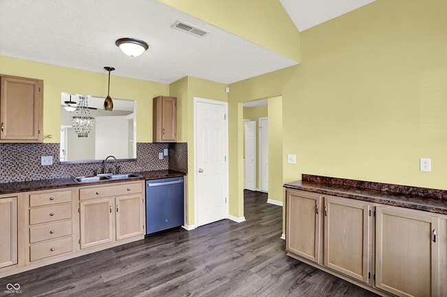 Building Photo - 10730 Pimlico Cir