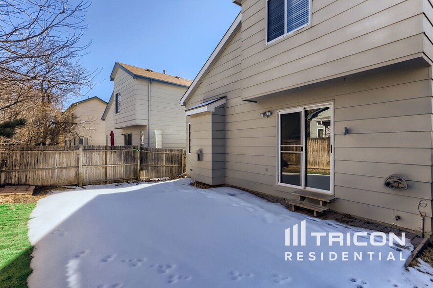 Building Photo - 5575 W 115th Pl