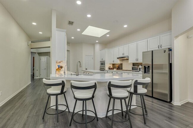 Building Photo - 8908 Pepper Rock Dr