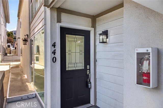 Building Photo - 440 3rd St