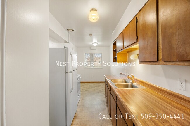 Building Photo - 1225 Arlington Dr