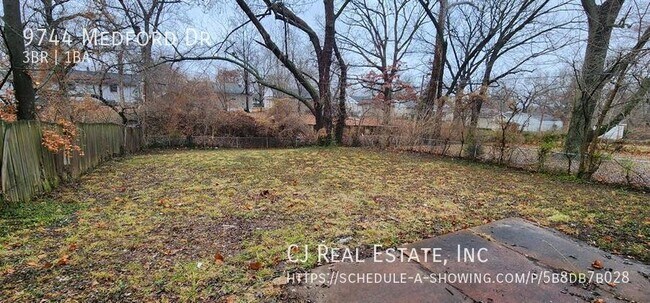 Building Photo - 9744 Medford Dr