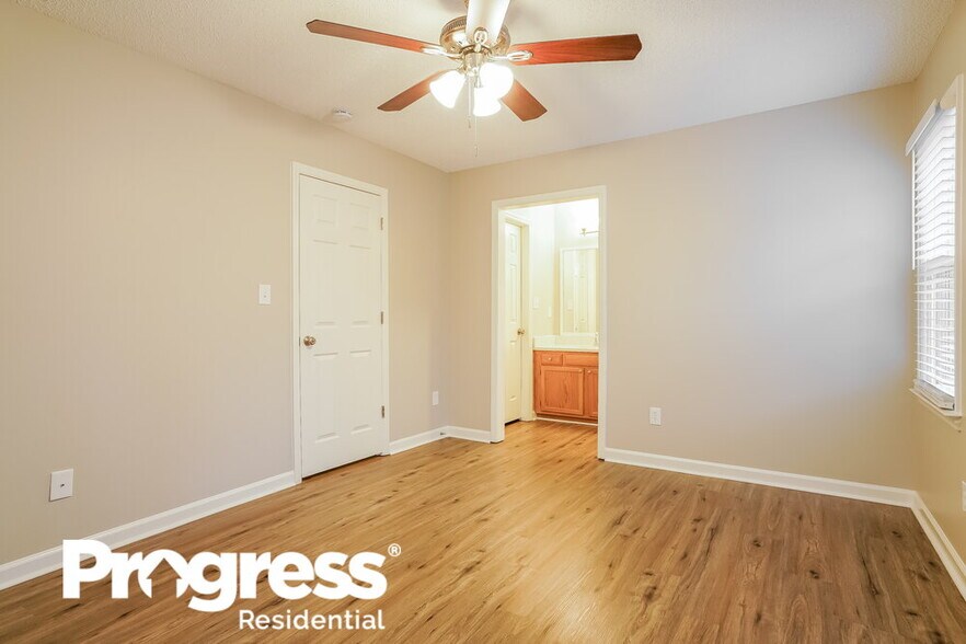 Building Photo - 506 Tyler Run Dr