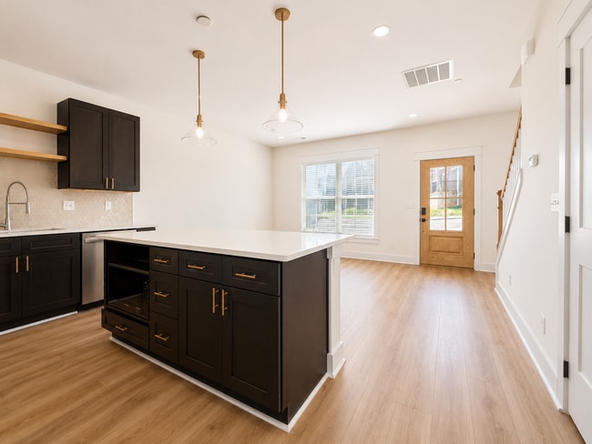 Building Photo - Sunsets, Skyline Views & Resort Living | Highbury's Premier 3-Bedroom Homes